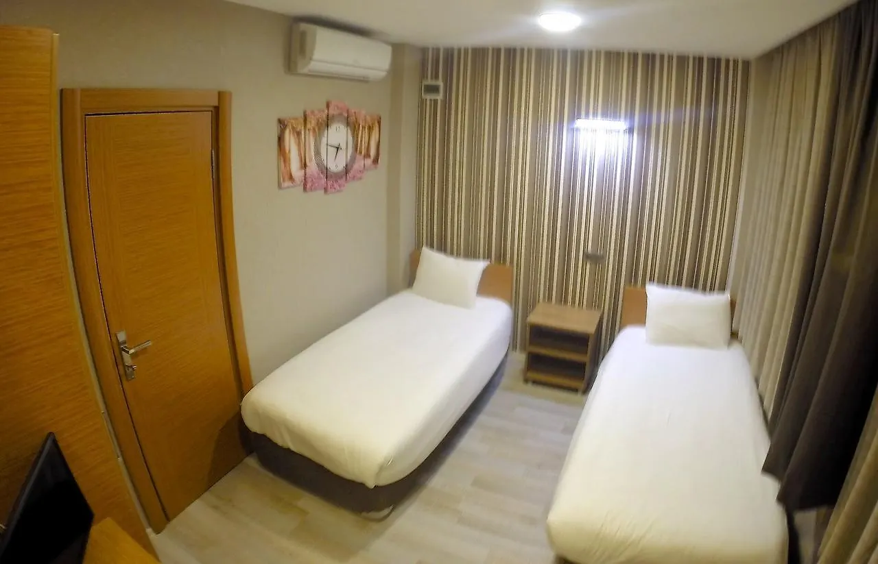 Okur Otel イスタンブール ホテル