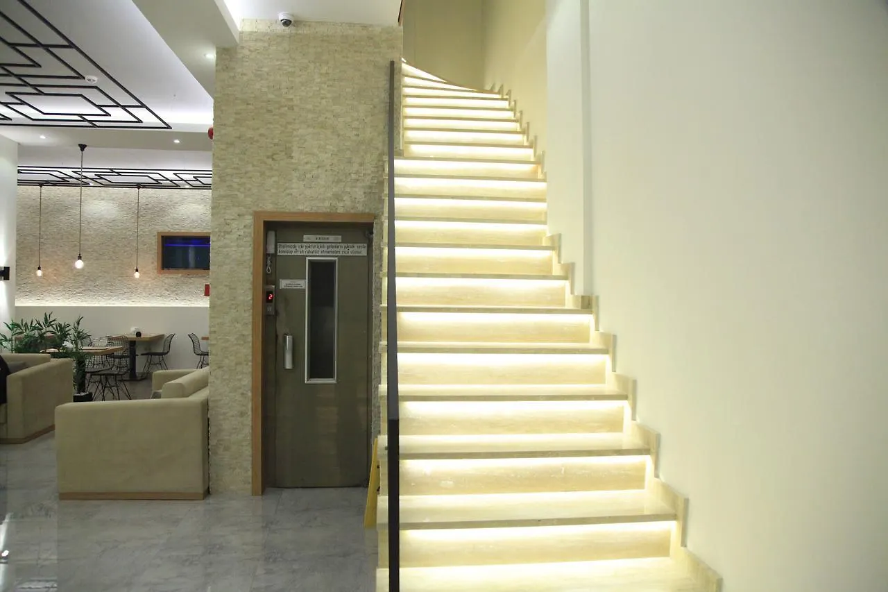 ホテル Okur Otel イスタンブール