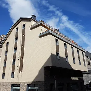 Hotel Guineu Pas de la Case